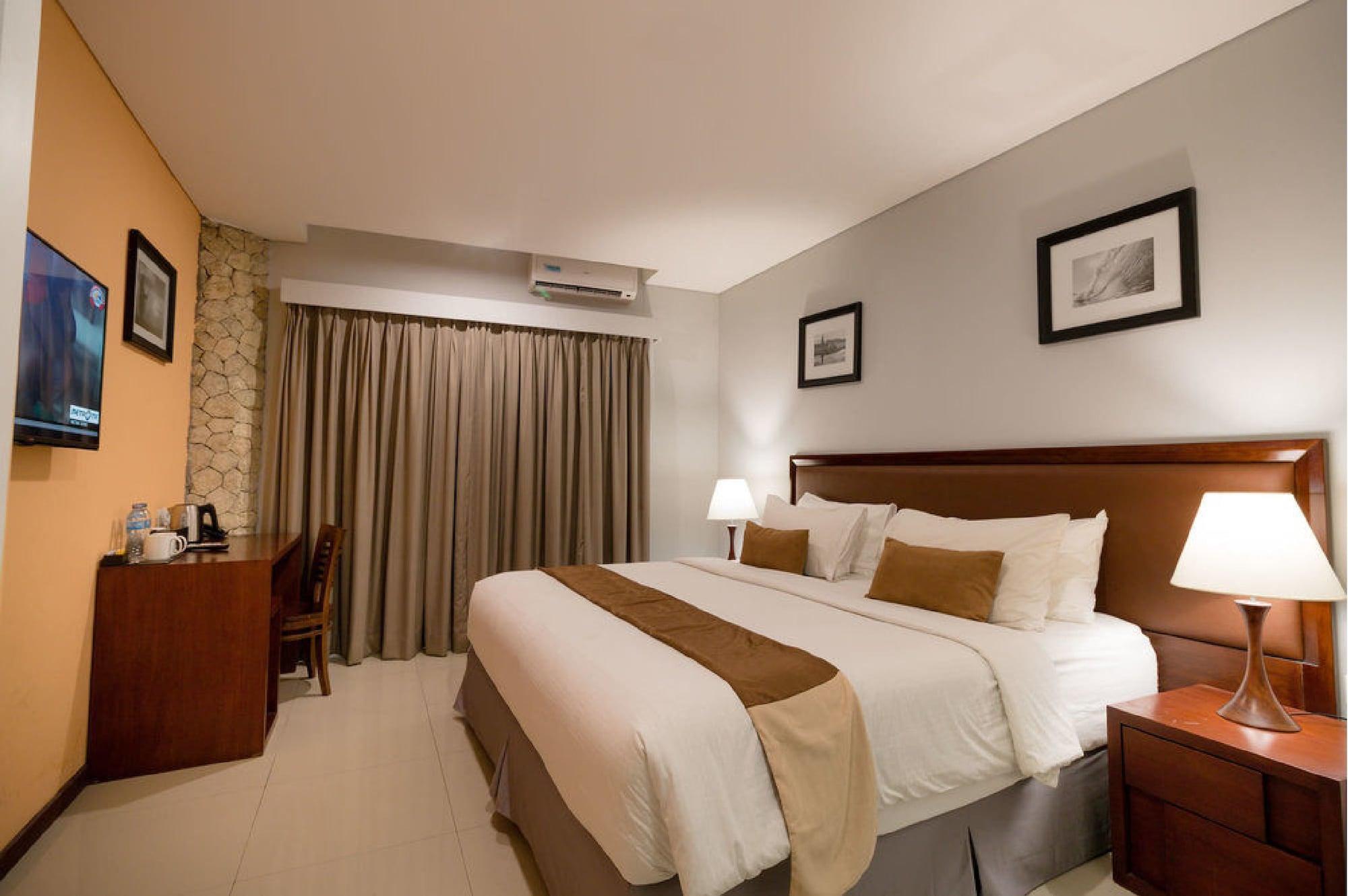 Kutabex Beachfront Hotel Kuta Lombok Buitenkant foto
