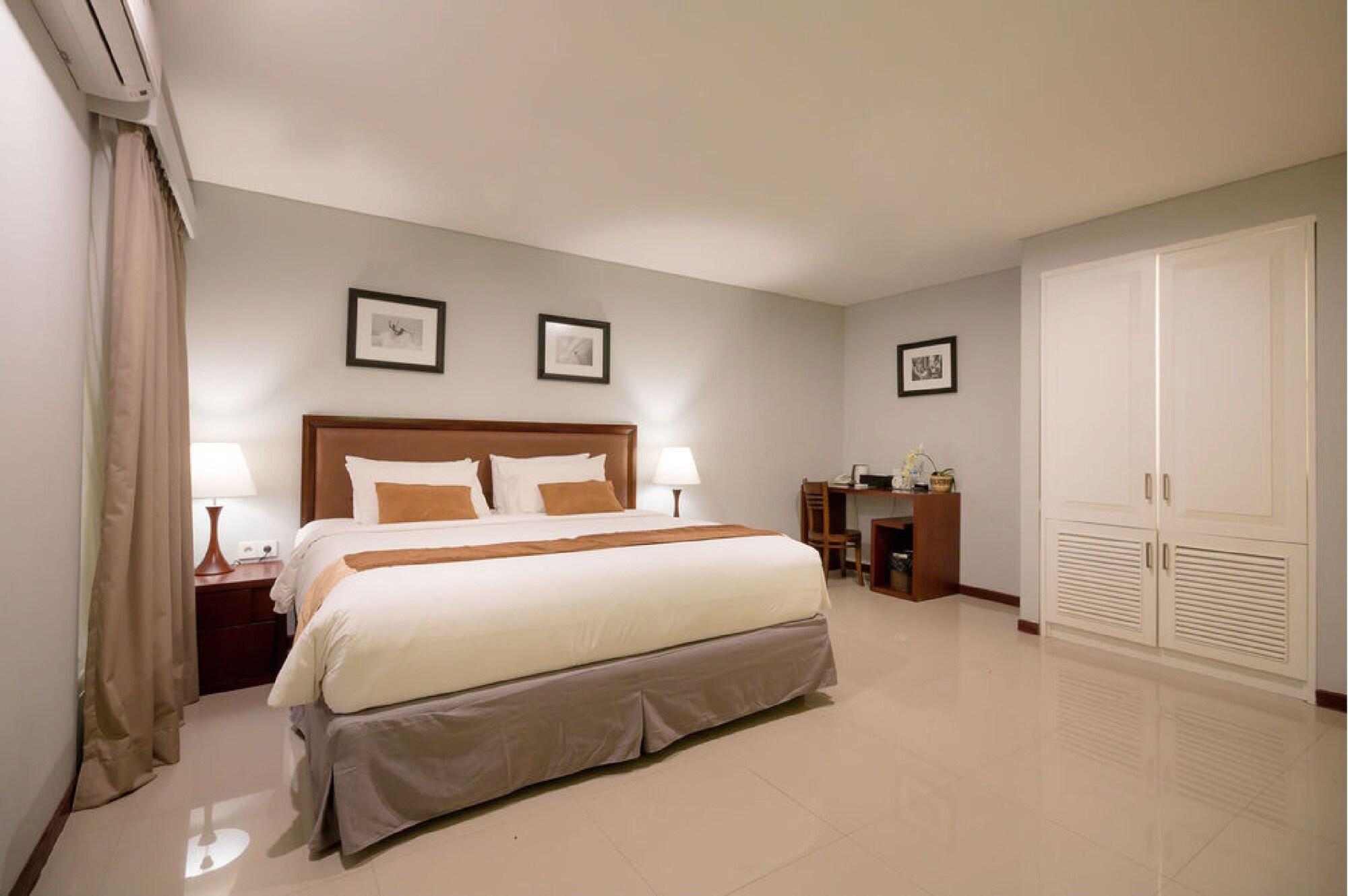 Kutabex Beachfront Hotel Kuta Lombok Buitenkant foto