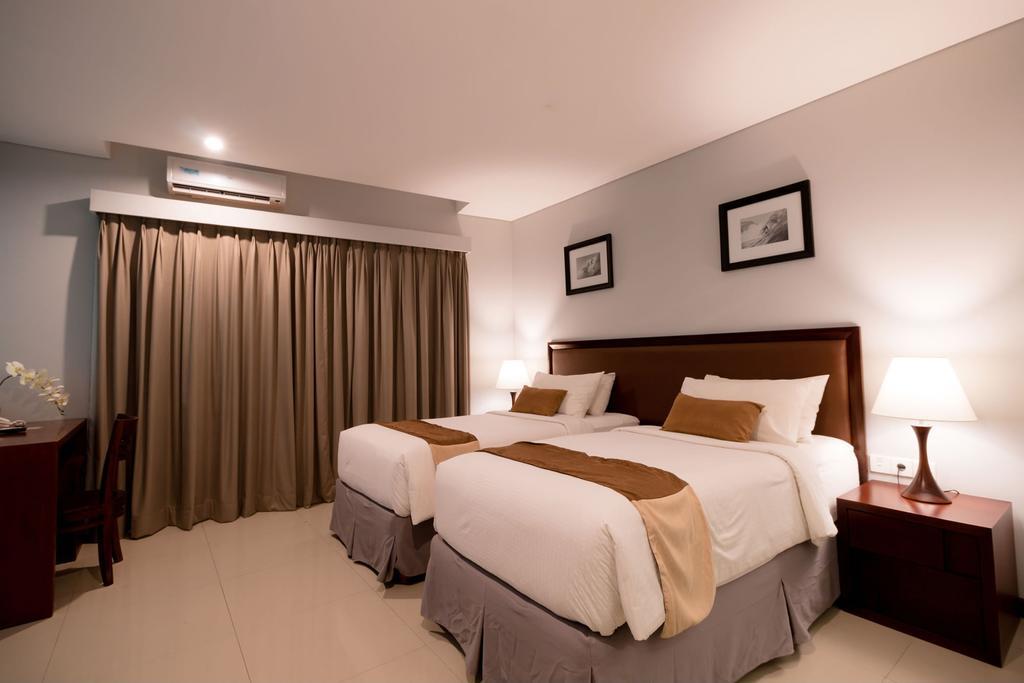 Kutabex Beachfront Hotel Kuta Lombok Kamer foto