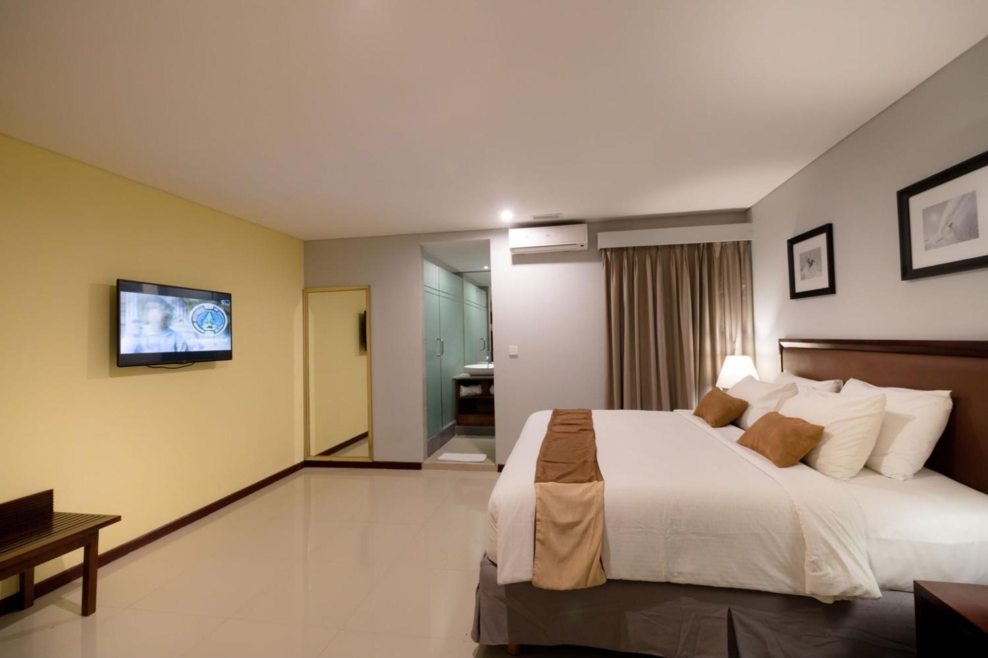 Kutabex Beachfront Hotel Kuta Lombok Kamer foto