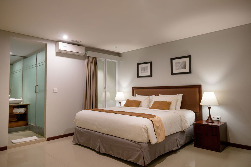 Kutabex Beachfront Hotel Kuta Lombok Buitenkant foto